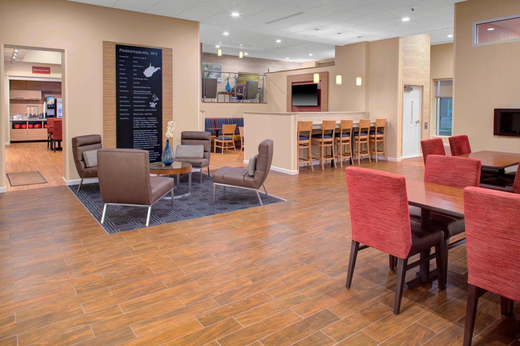Towneplace Suites By Marriott Parkersburg Exterior foto